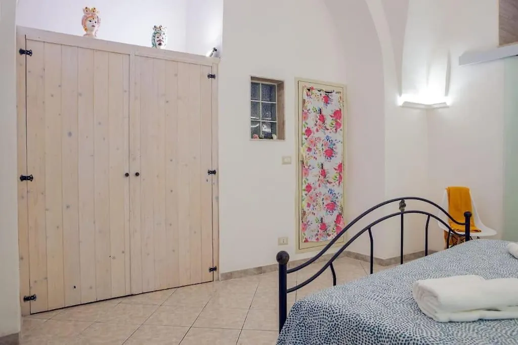 Casa Vacanze - I Portici House Catania
